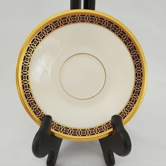 RARE and Discontinued Lenox Tudor Saucer - Picture 1 of 4